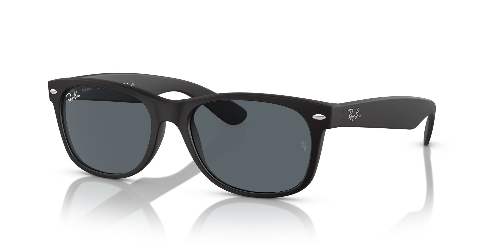 Ray-Ban New Wayfarer RB2132 - Medium