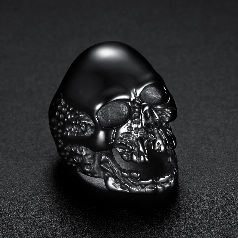 Helloice Skull Titanium Steel Ring in Black Gold