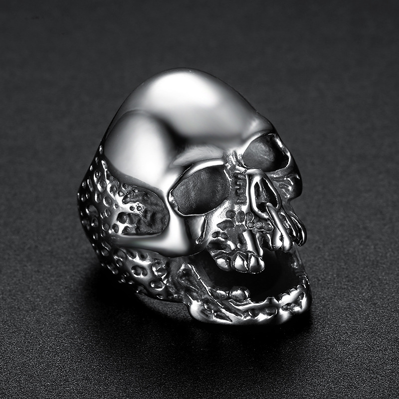 Helloice Skull Titanium Steel Ring in White Gold