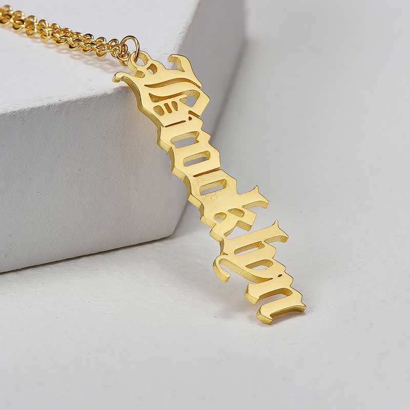 Helloice Personalized Vertical Old English Name Necklace