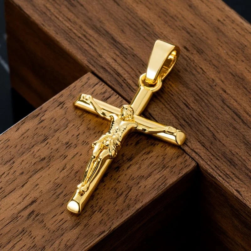 Helloice Crucifixion of Jesus Cross Pendant in Gold