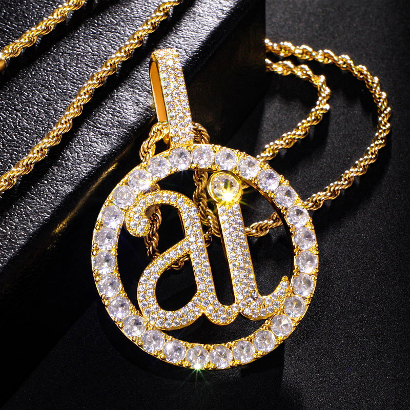 Helloice Iced 'ai' Circled Pendant