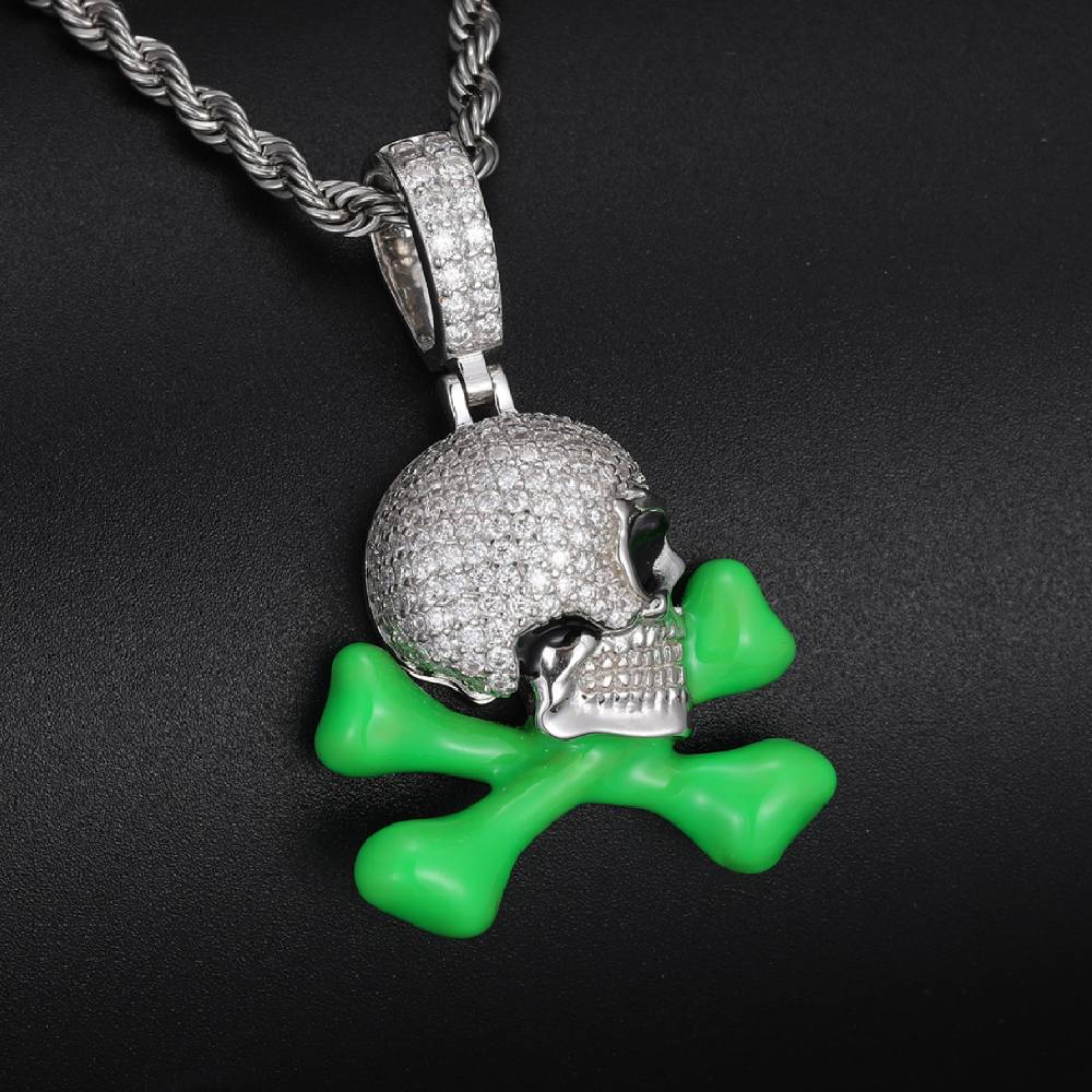 Helloice Iced Skull and Crossbones Luminous Pendant