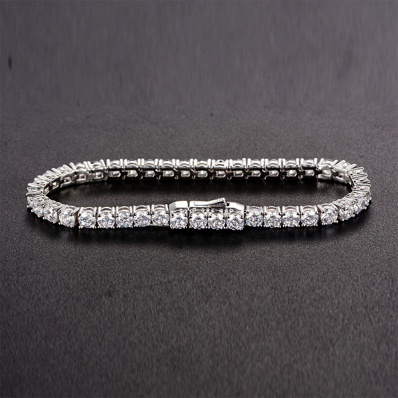 Helloice Iced Round Cut Tennis Bracelet in S925 Silver