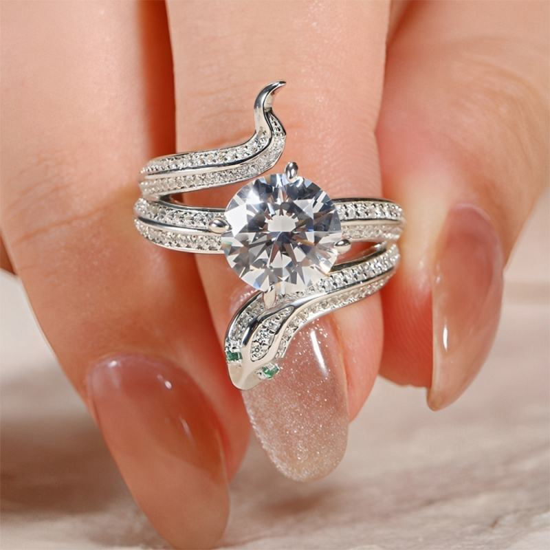 Helloice Whimsical Round Cut Snake Sterling Silver Ring