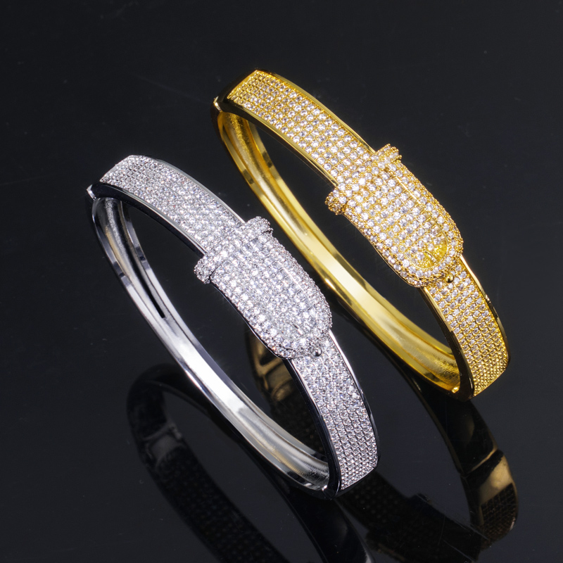 Helloice Iced Belt Buckle Bracelet