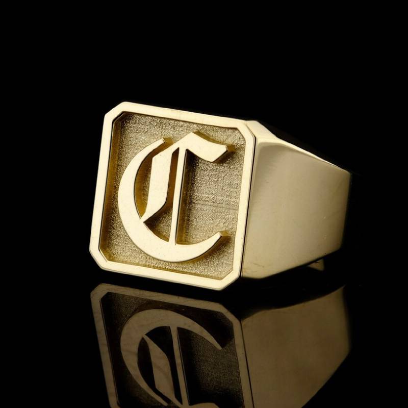 Helloice  Old English Font 26 Initial Letters Rectangle Signet Ring