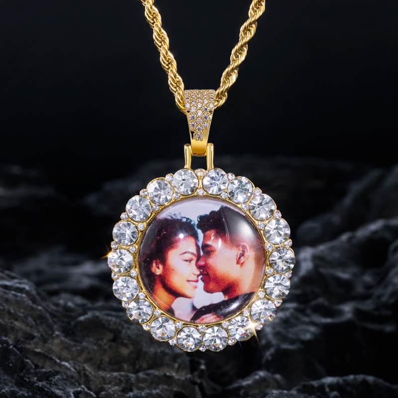 Helloice  Custom Large Round Stones Photo Pendant