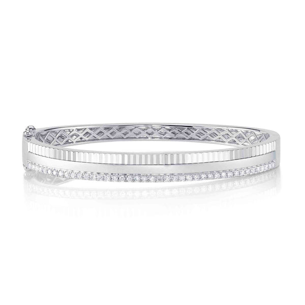 0.58CT DIAMOND RIBBED MATTE BANGLE