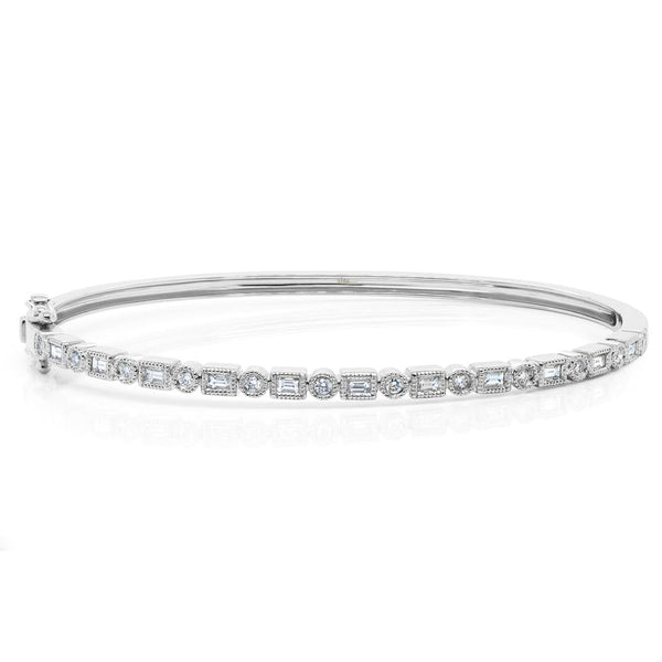 0.56CT DIAMOND BAGUETTE BANGLE