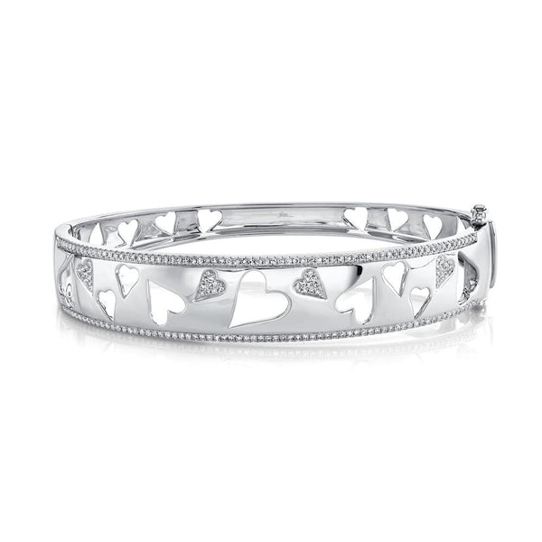 0.52CT DIAMONG PAVE HEART BANGLE