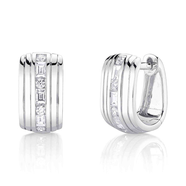 0.34CT DIAMOND BAGUETTE RIBBED HUGGIE EARRING