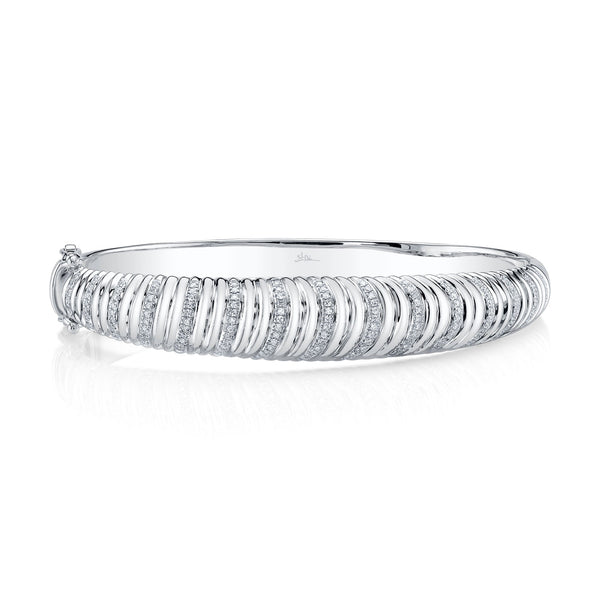 0.39CT DIAMOND RIBBED BANGLE