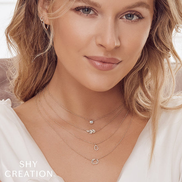 Shy Creation 0.07Ct Diamond Love Knot Circle Necklace SC55009638