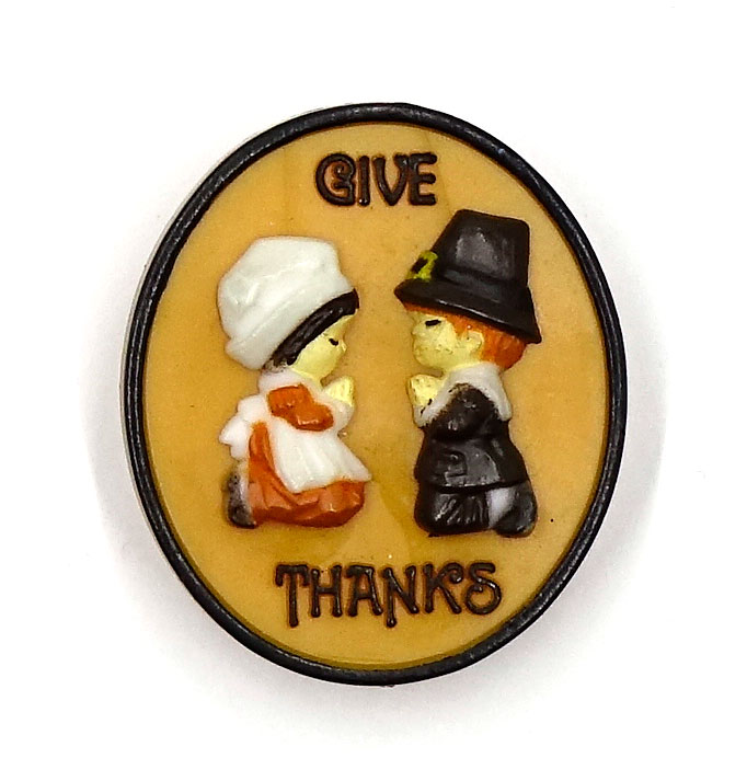 Vintage Hallmark Give Thanks Praying Pilgrims Pin 1970's