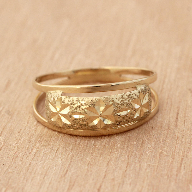Star Motif 10k Gold Band Ring from Brazil, "Starry Glisten"