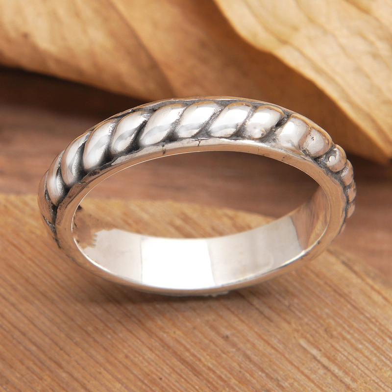 Polished Classic Rope-Patterned Sterling Silver Band Ring, "Radiant Twist"